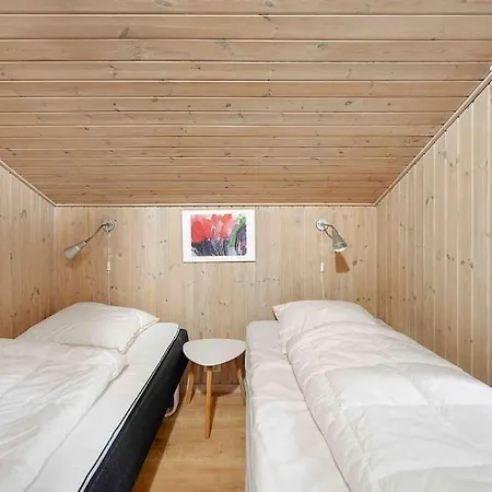 Pool Summerhouse In Near Blokhus Casa vacanze