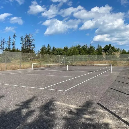Pool Summerhouse In Near Blokhus Casa vacanze Saltum