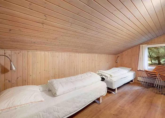 Pool Summerhouse In Near Blokhus 度假居 Saltum