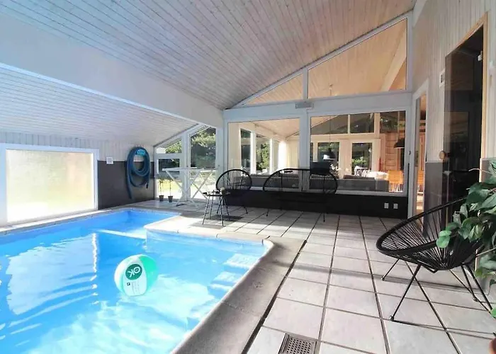 Pool Summerhouse In Near Blokhus Saltum